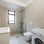 Center Cozy 1br With Patio By Pikhost Tirana