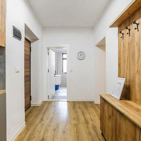 Διαμέρισμα Center Cozy 1br With Patio By Pikhost *