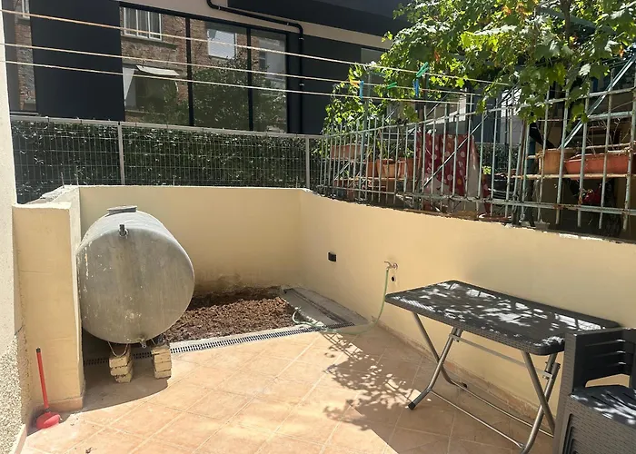 아파트 City Center Apartment Cozy 1Br With Patio By Pikhost