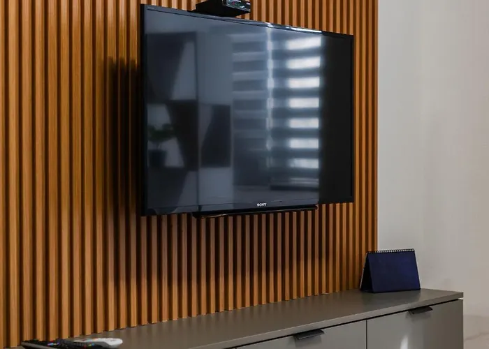 Center Cozy 1br With Patio By Pikhost Apartman